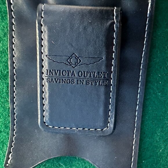 Invicta Wallet Black | Outlet Savings in Style | Men's Fashion Accessory - Picture 1 of 3
